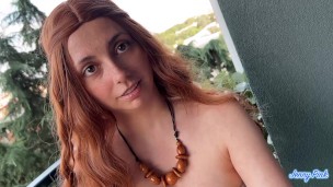 ragazza rossa TETTONA vuole SESSO FORTE e fa un POMPINO con sborrata in faccia mentre bestemmia