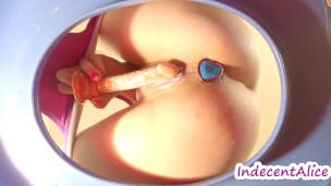 Babe stimulates her G-Spot & then cleaning her pussy with an irrigator 4K